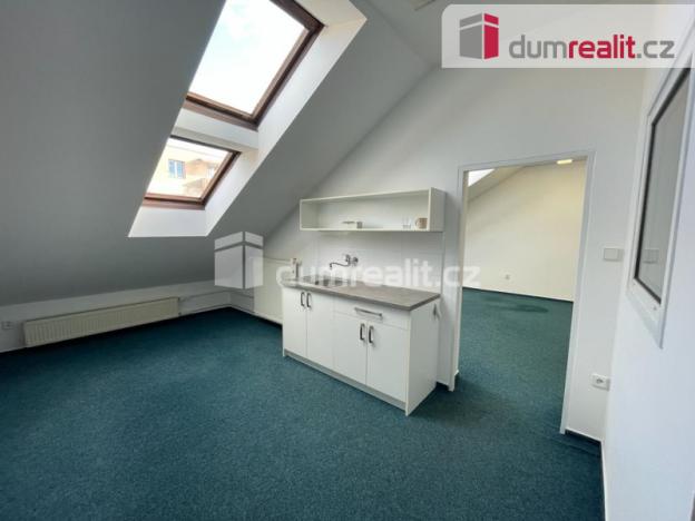 Pronájem kanceláře, Opava - Předměstí, Krnovská, 52 m2