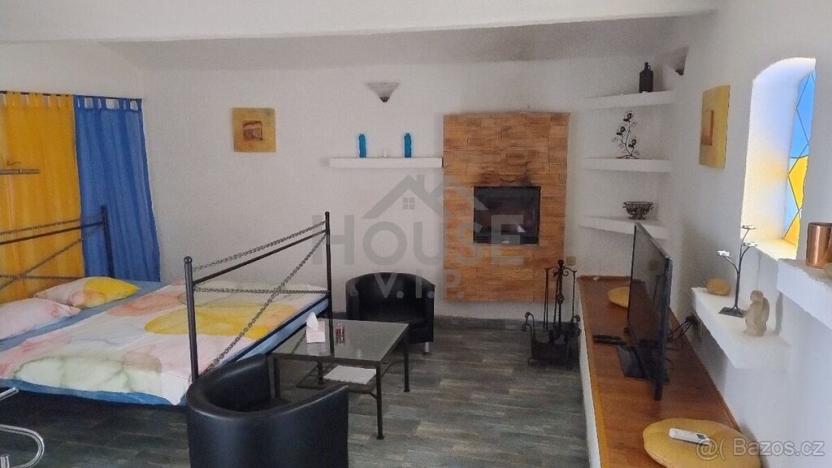 Prodej vícegeneračního domu, Hýskov, Prostřední, 203 m2