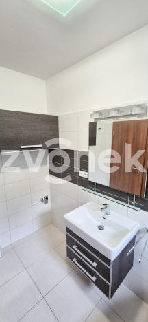 Pronájem bytu 2+1, Zlín - Kostelec, Lešenská, 78 m2