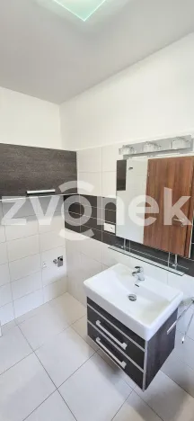 Pronájem bytu 2+1, Zlín - Kostelec, Lešenská, 78 m2