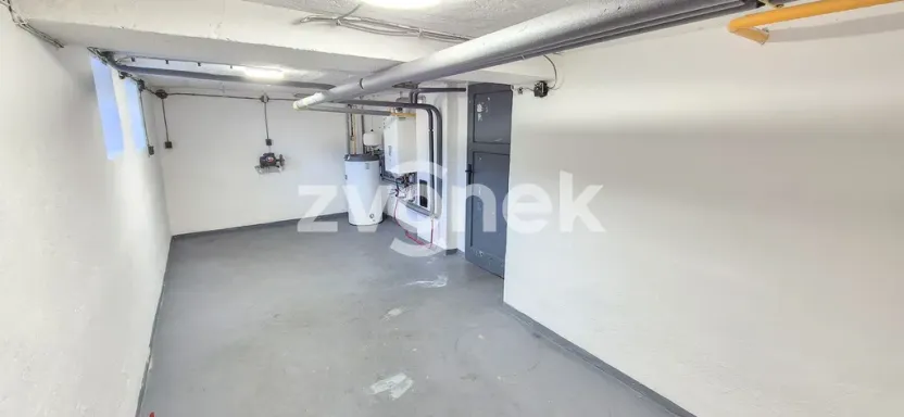 Pronájem bytu 2+1, Zlín - Kostelec, Lešenská, 78 m2