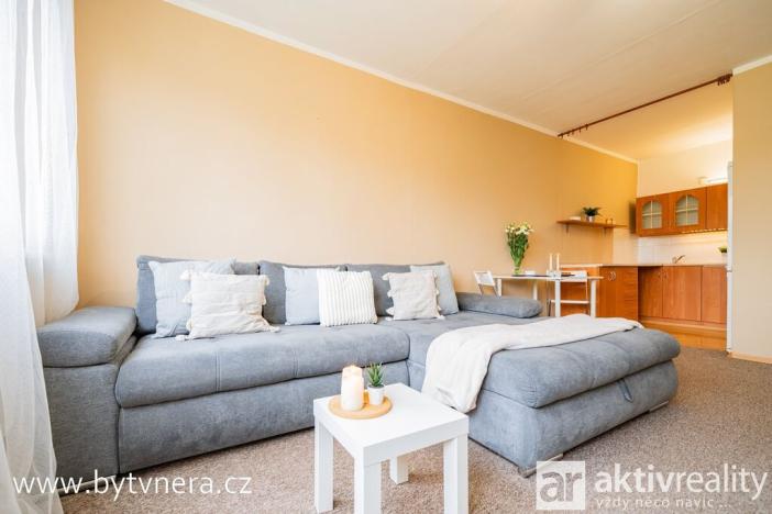 Prodej bytu 2+kk, Neratovice, Kojetická, 40 m2