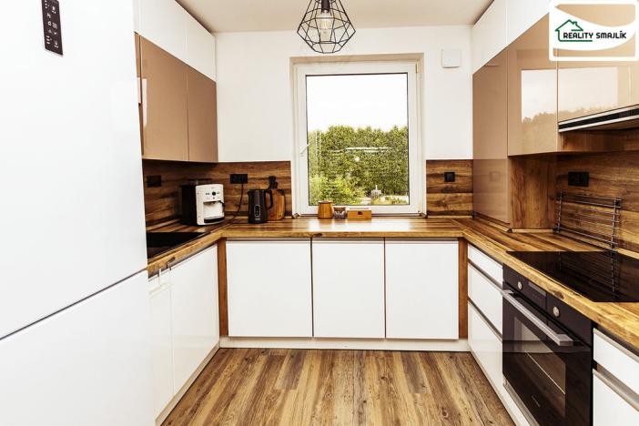 Prodej rodinného domu, Skalná, Nová, 200 m2