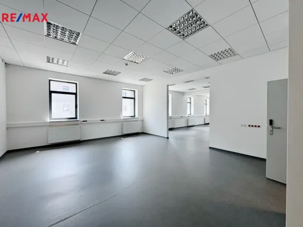 Pronájem kanceláře, Písek - Pražské Předměstí, Vladislavova, 65 m2