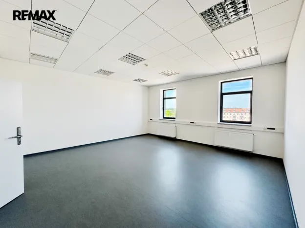 Pronájem kanceláře, Písek - Pražské Předměstí, Vladislavova, 65 m2