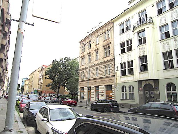 Prodej bytu 1+1, Praha - Holešovice, Dělnická, 44 m2