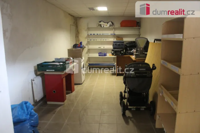 Pronájem obchodního prostoru, Jáchymov, náměstí Republiky, 150 m2