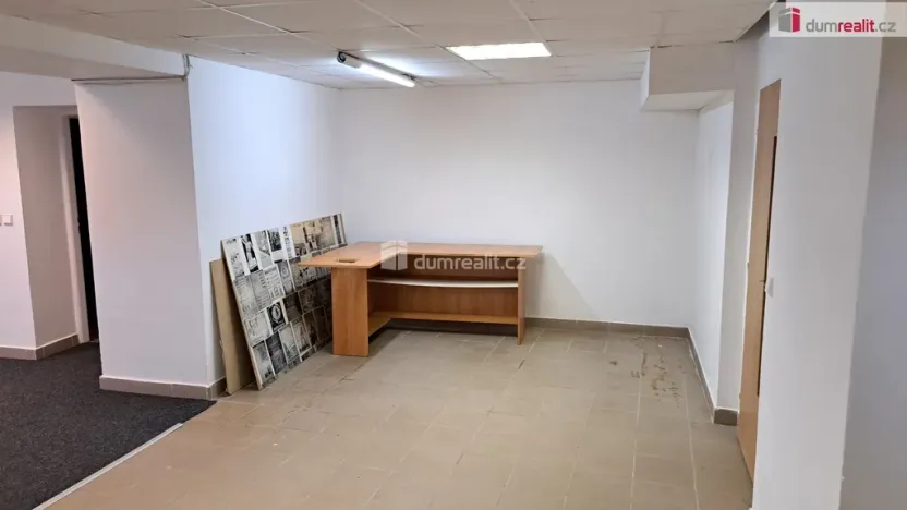 Pronájem obchodního prostoru, Jáchymov, náměstí Republiky, 150 m2