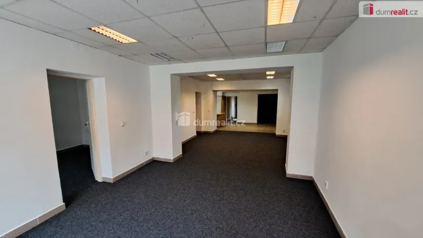 Pronájem obchodního prostoru, Jáchymov, náměstí Republiky, 150 m2