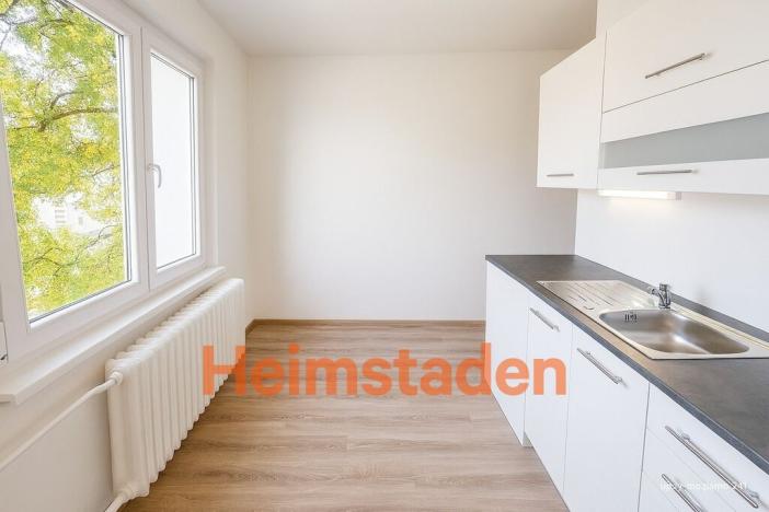 Pronájem bytu 2+1, Karviná - Nové Město, Kořenského, 55 m2