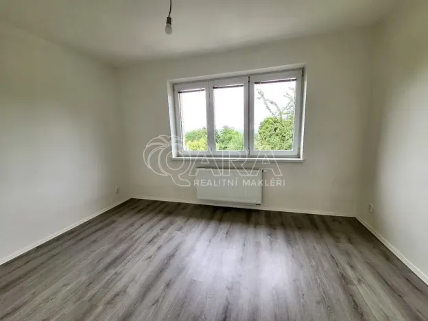 Pronájem bytu 4+1, Vochov, 90 m2
