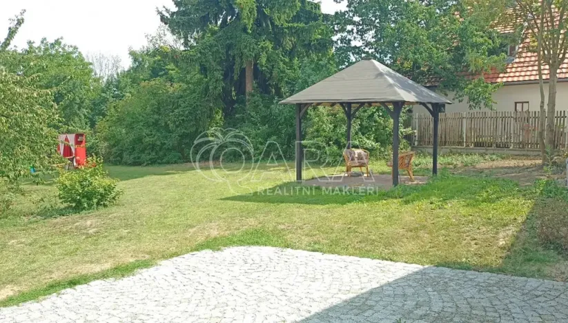 Pronájem bytu 4+1, Vochov, 90 m2