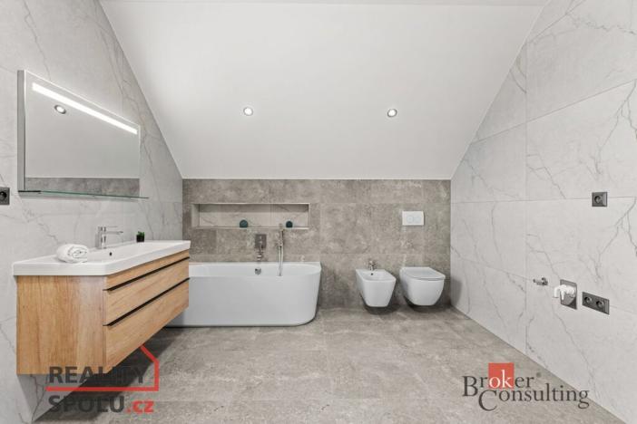 Prodej rodinného domu, Poděbrady - Poděbrady III, 158 m2