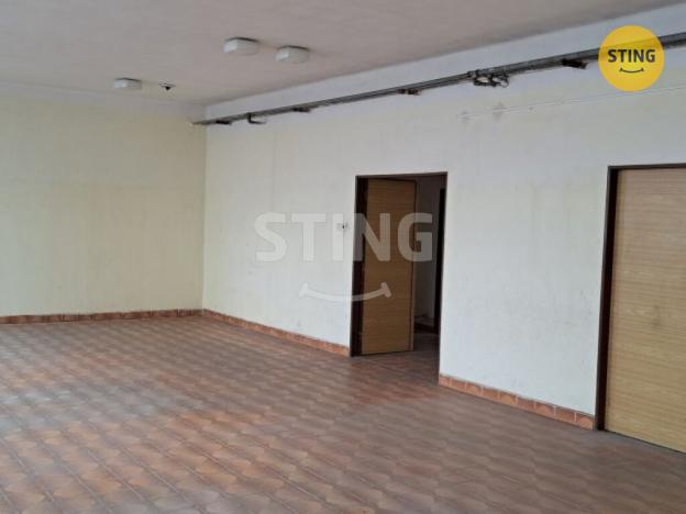 Pronájem kanceláře, Jindřichův Hradec, U Nádraží, 138 m2