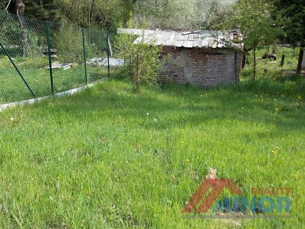 Prodej zahrady, Slaný, Husova, 975 m2