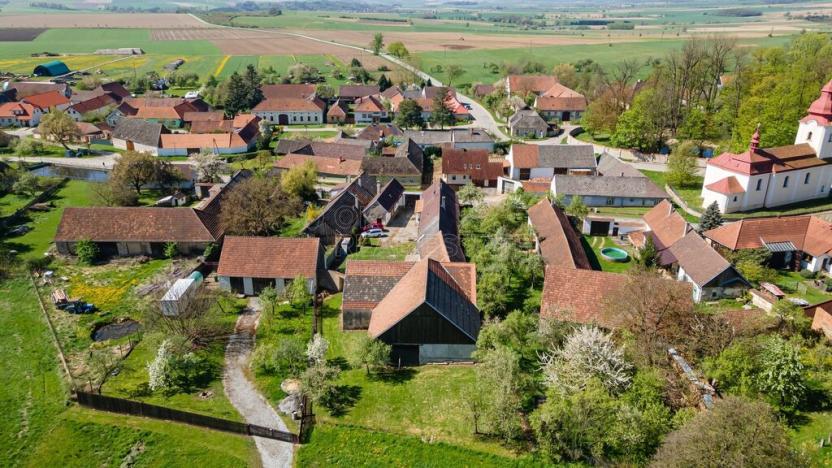 Prodej zemědělské usedlosti, Krasonice, 730 m2