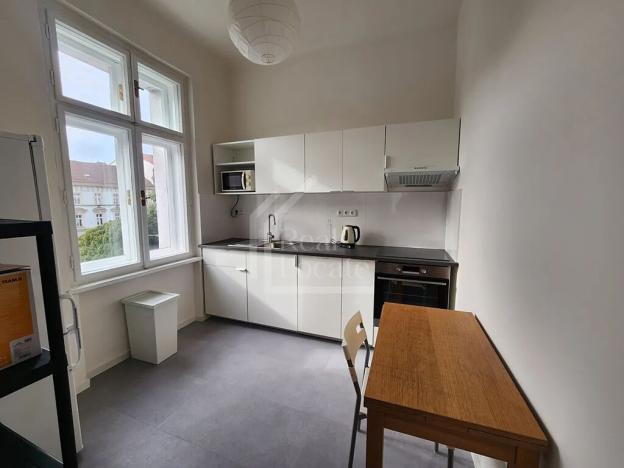 Pronájem bytu 2+1, Praha - Vinohrady, Rumunská, 56 m2