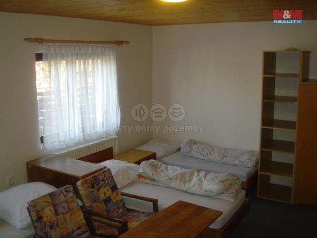 Prodej obchodního prostoru, Babice, Sportovní, 650 m2