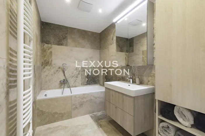 Prodej bytu 3+kk, Praha - Holešovice, V háji, 91 m2