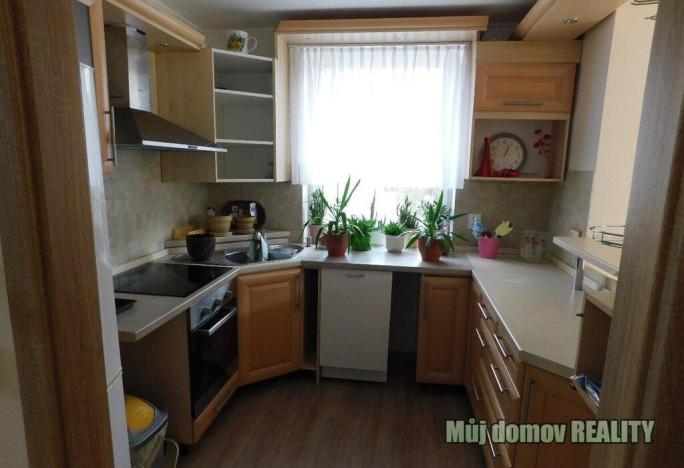Pronájem bytu 2+kk, Praha - Újezd nad Lesy, Starokolínská, 70 m2
