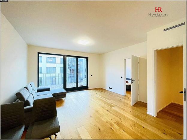 Pronájem bytu 2+kk, Praha - Smíchov, Grafická, 57 m2