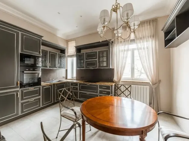 Prodej bytu 4+1, Praha - Vinohrady, Uruguayská, 165 m2