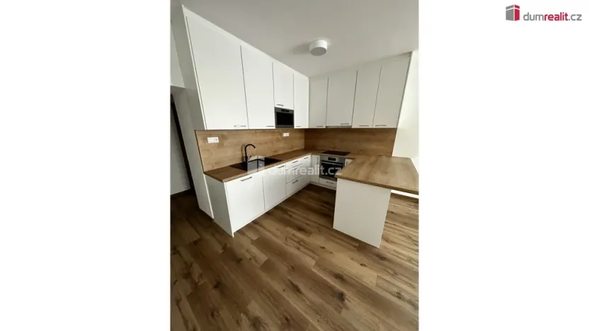 Pronájem bytu 2+kk, Slušovice, Dlouhá, 55 m2