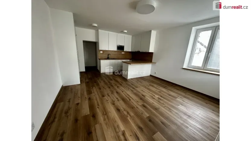 Pronájem bytu 2+kk, Slušovice, Dlouhá, 55 m2