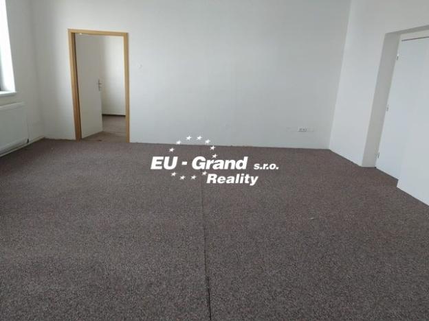 Pronájem kanceláře, Zákupy, 250 m2