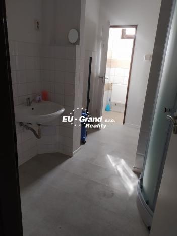 Pronájem kanceláře, Zákupy, 250 m2