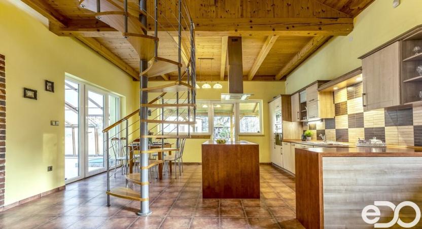 Prodej vily, Lipnice nad Sázavou, 200 m2