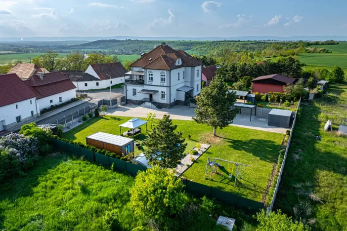 Prodej rodinného domu, Žatec - Záhoří, 382 m2