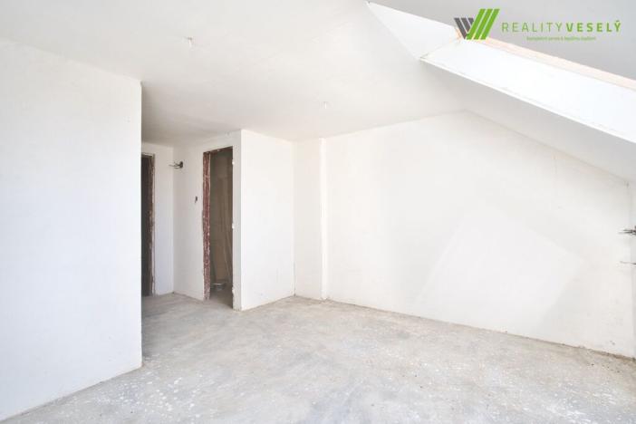 Prodej obchodního prostoru, Tvarožná Lhota, 750 m2