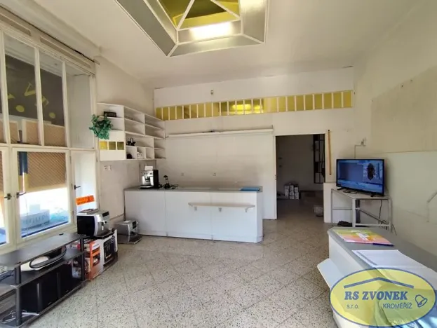 Pronájem obchodního prostoru, Olomouc, Praskova, 130 m2