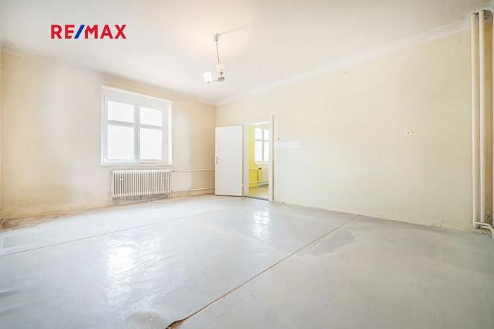 Prodej rodinného domu, Praha - Dolní Počernice, Listopadová, 302 m2