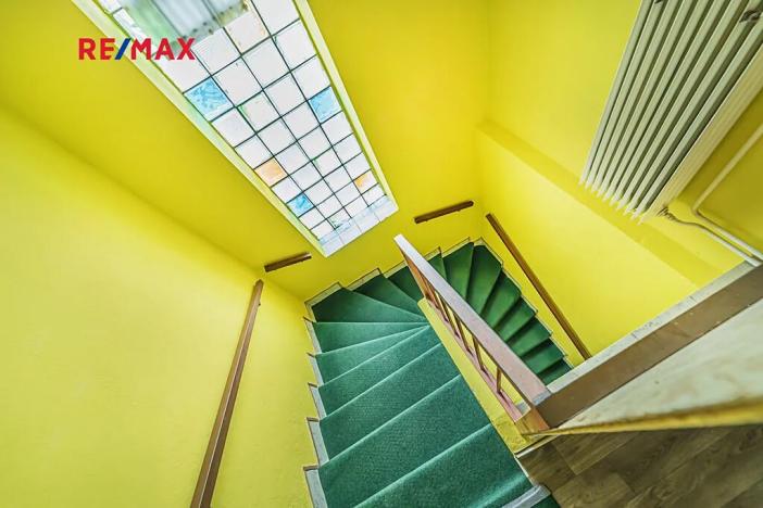 Prodej rodinného domu, Praha - Dolní Počernice, Listopadová, 302 m2