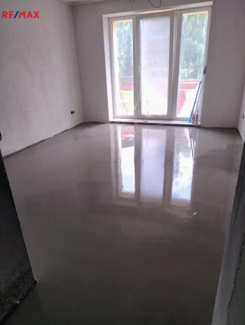 Prodej bytu 2+1, Kladno - Kročehlavy, Otevřená, 63 m2