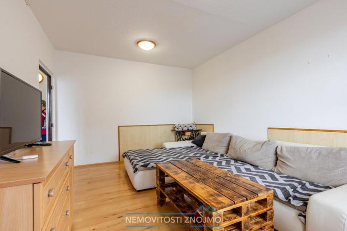 Prodej bytu 2+1, Znojmo, Holandská, 56 m2