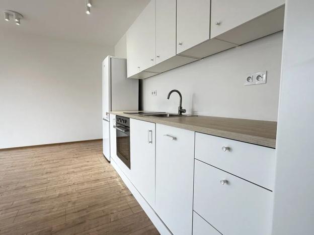 Pronájem bytu 2+kk, Praha - Hostavice, Českobrodská, 56 m2