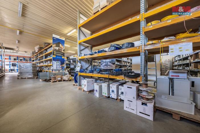 Prodej obchodního prostoru, Chomutov, Pražská, 635 m2