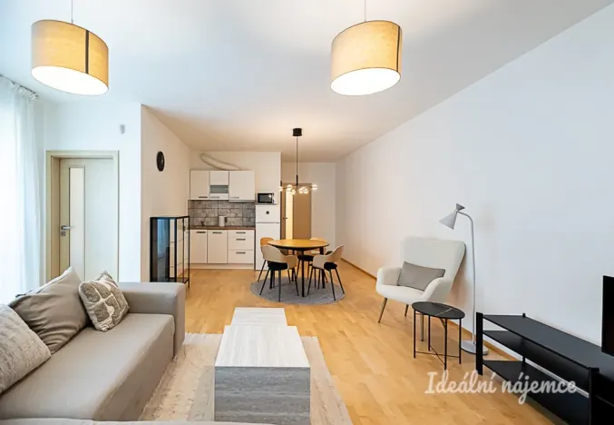 Pronájem bytu 2+kk, Praha - Žižkov, Olšanská, 69 m2