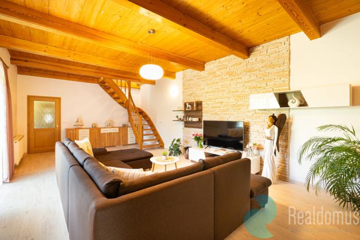 Prodej výrobních prostor, Ponědrážka, 165 m2