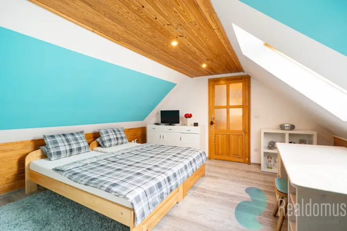 Prodej výrobních prostor, Ponědrážka, 165 m2