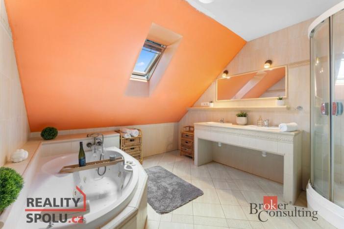 Prodej rodinného domu, Polnička, 202 m2