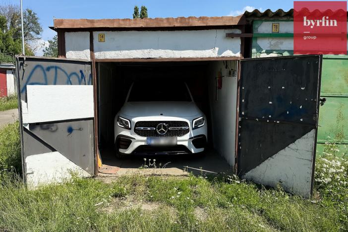 Prodej garáže, Opava, 15 m2