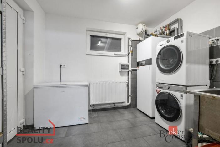 Prodej rodinného domu, Podolí, 178 m2