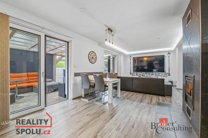 Prodej rodinného domu, Podolí, 178 m2