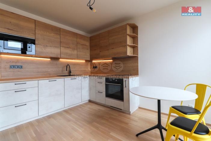 Pronájem bytu 2+kk, Praha - Smíchov, Nádražní, 65 m2