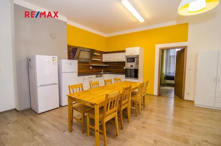 Pronájem ubytování, Moravská Třebová, nám. T. G. Masaryka, 150 m2