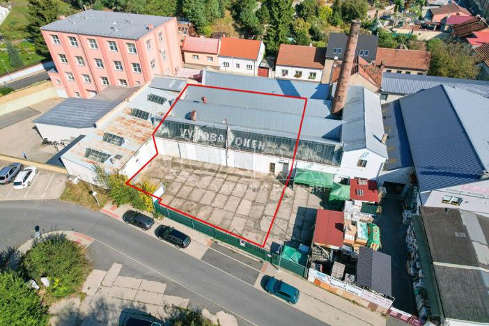 Pronájem skladu, Kralupy nad Vltavou, Lutovítova, 681 m2